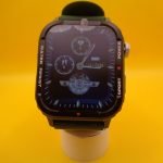 Smartwatch G96 de color verde con pantalla HD de 1,85 pulgadas, mostrando su diseño elegante y moderno.