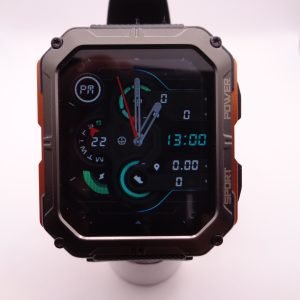 Smartwatch C20 Pro, de borde naranjo y correa negra, mostrando un diseño de alta resistencia y calidad.